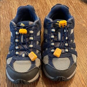 Columbia Little Kids' Blue and Gray Waterproof Sneakers